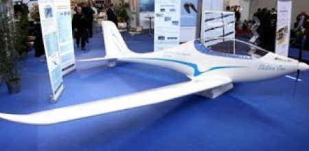 Machine Eleplane German Electric Plane on Display | NextBigFuture.com