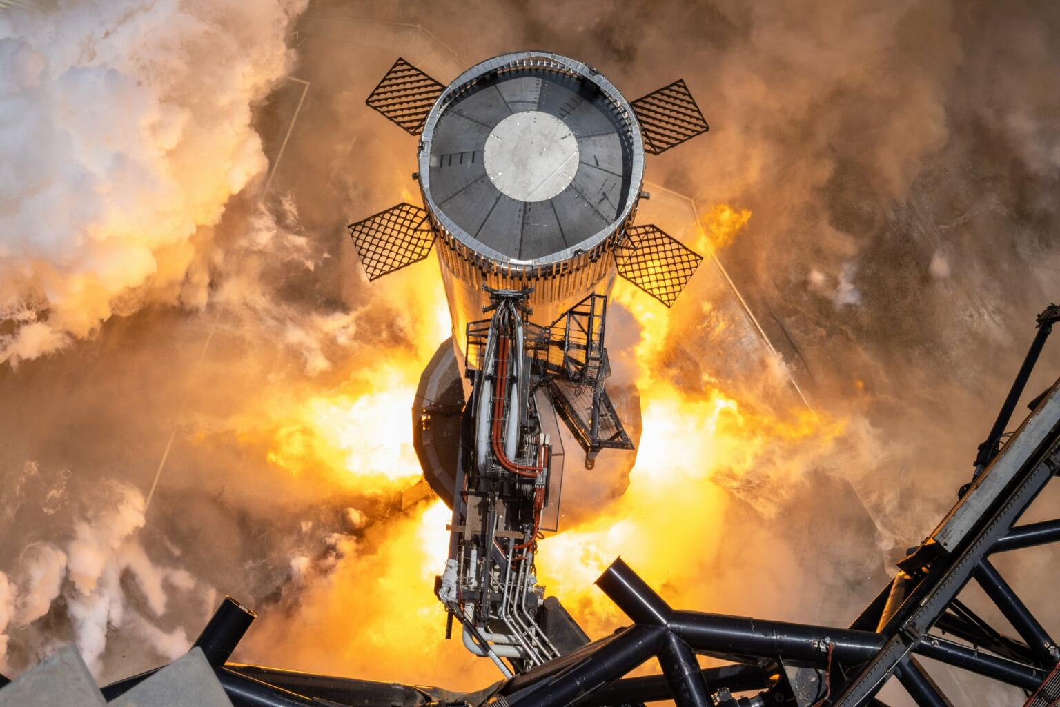Spacex Success SpaceX Launched Over 5000 Starlink Satellites and Starship Success ...