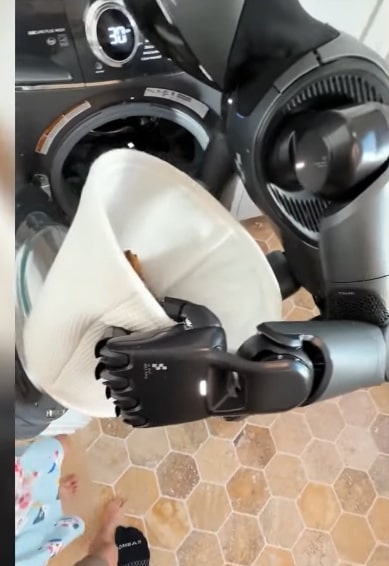 Helix Humanoid Robot in action