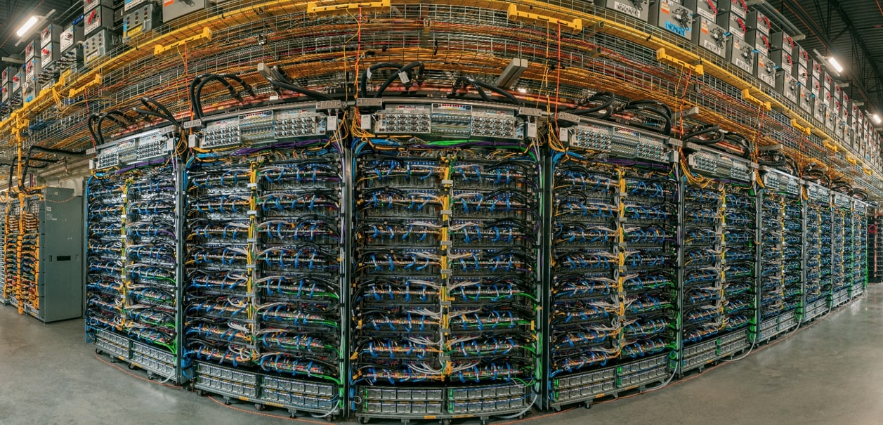 Vysoce přizpůsobené optické sítě klíčové pro Tensor Processing Units (TPU) společnosti Google