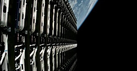 Raymond James Gives $800 SpaceX Price Target and Analyzing